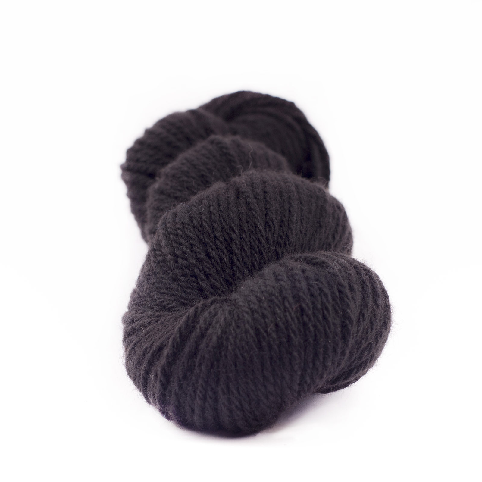 01_mYak_Skein_Black_medium