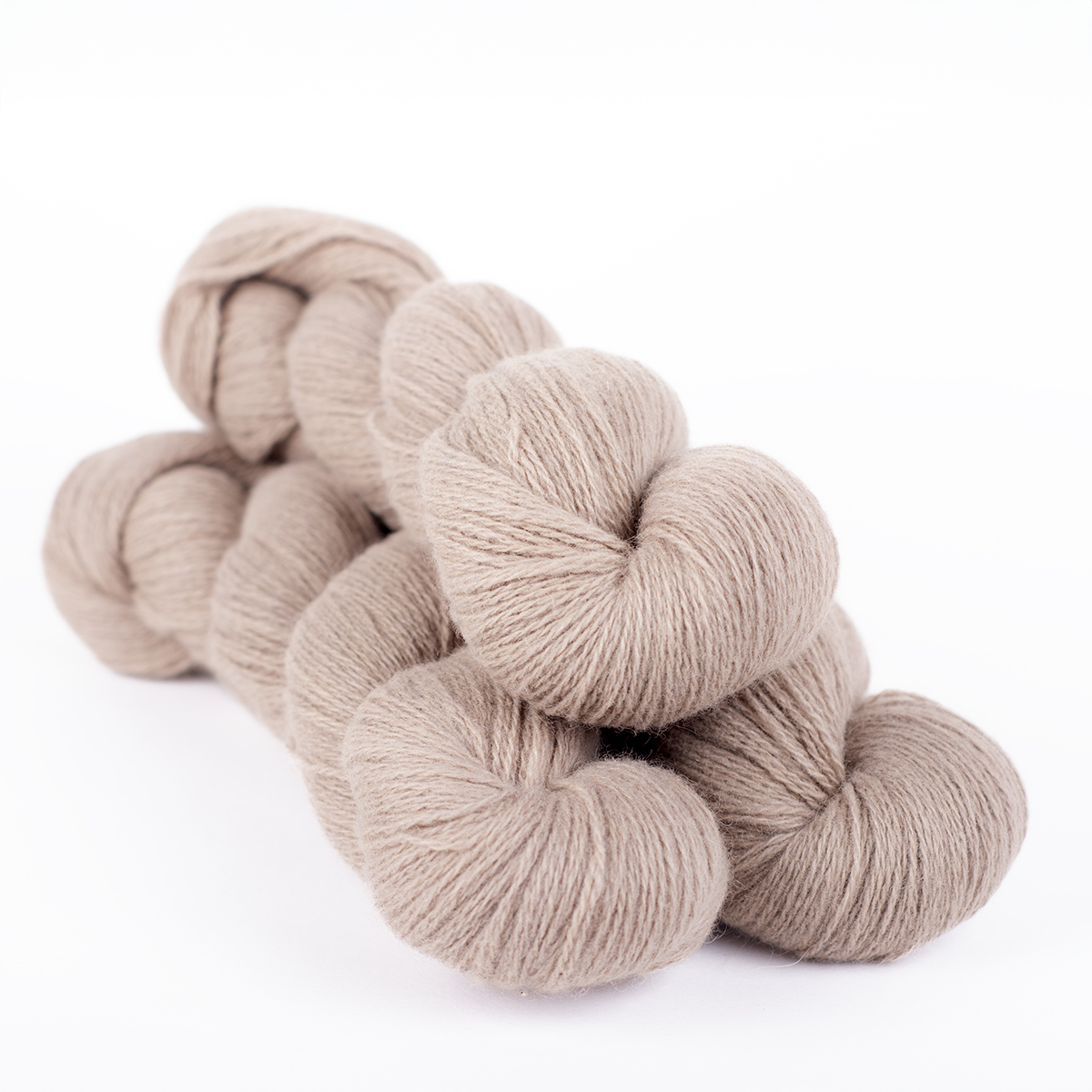 40_mYak_Skein_Shiitake_Lace