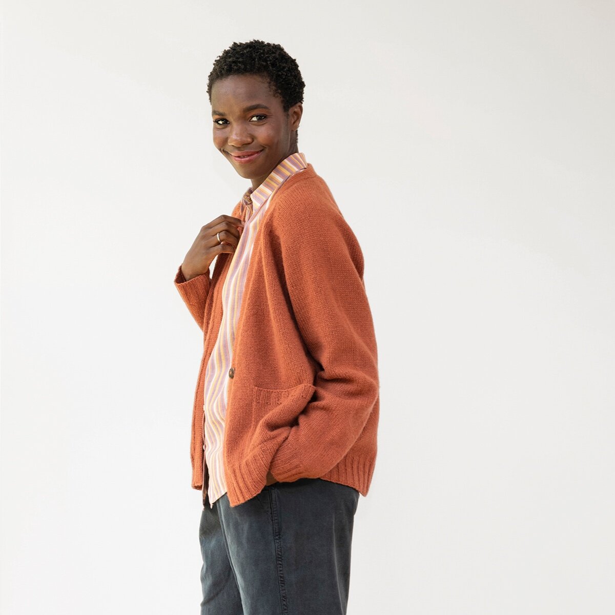 mYak_Pearson Cardigan_Julie Hoover_01