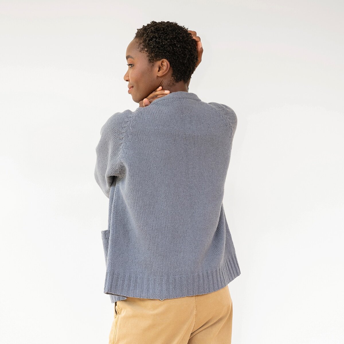 mYak_Pearson Cardigan_Julie Hoover_03