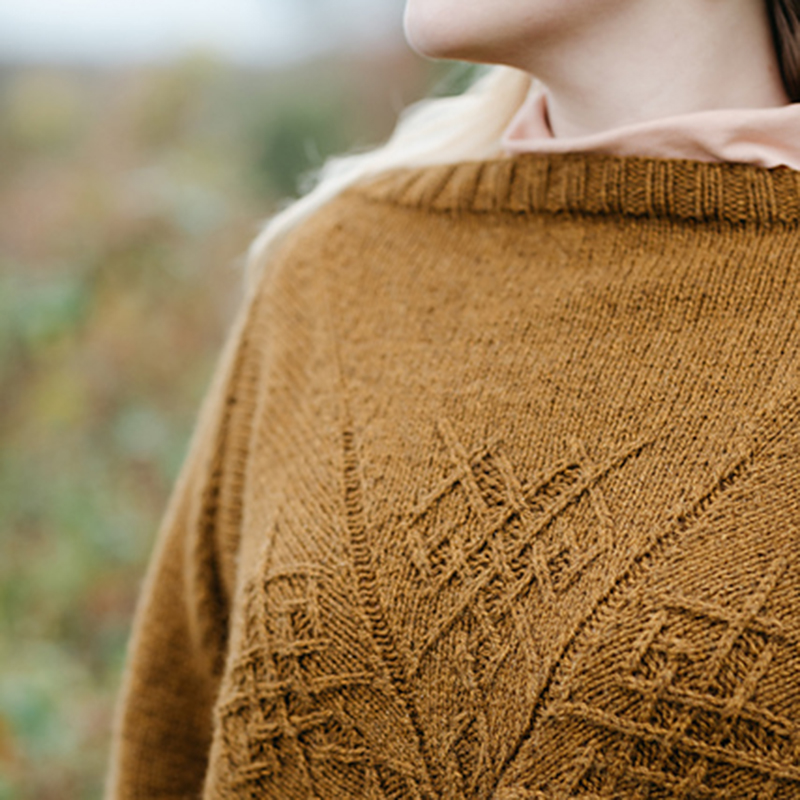 mYak_Hexagon-Pullover_Norah-Gaughan