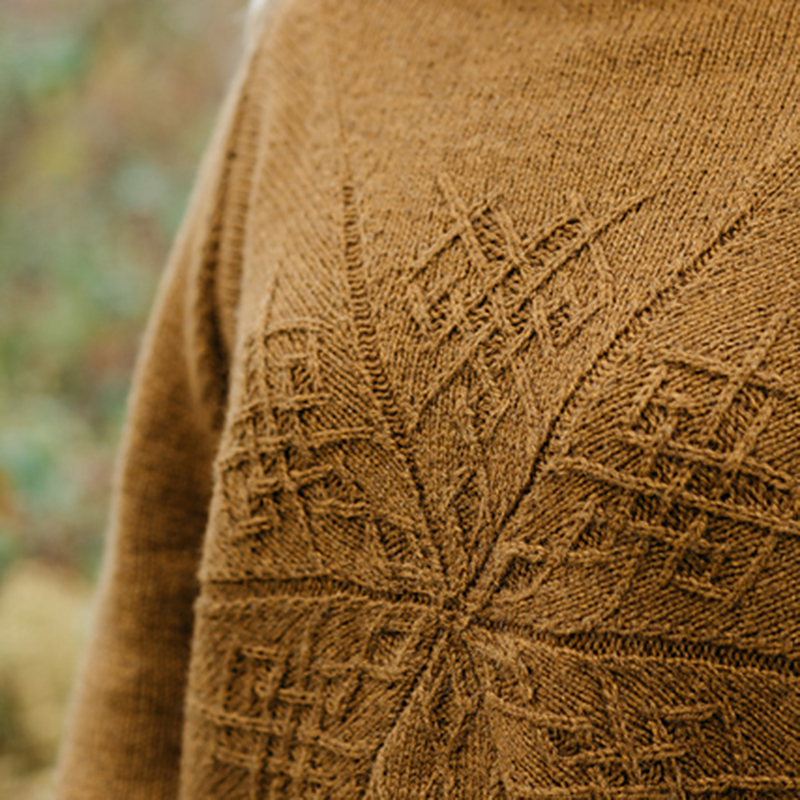 mYak_Hexagon-Pullover_Norah-Gaughan