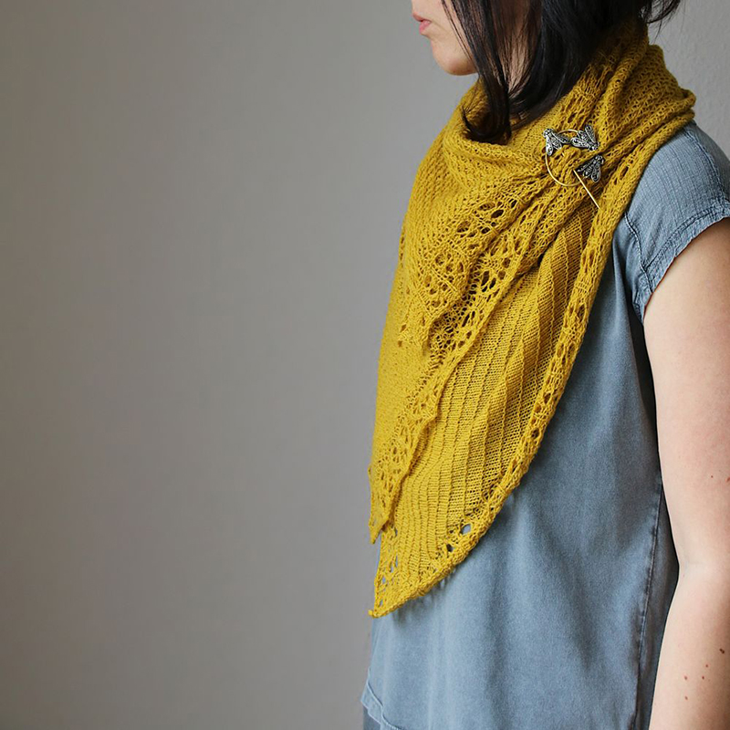 mYak_Beekeper's Secret Shawl_Melanie Berg_01 mYak_Beekeper's Secret Shawl_Melanie Berg