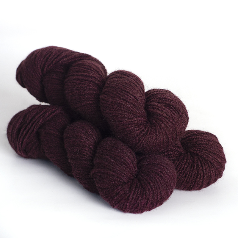 03_mYak_Skein_Burgundy_medium