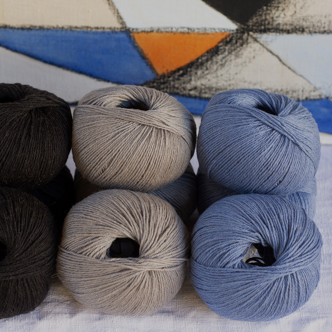 mYak_Baby Camel_Antracite Morning Light On the Rocks_1200x1080_Q