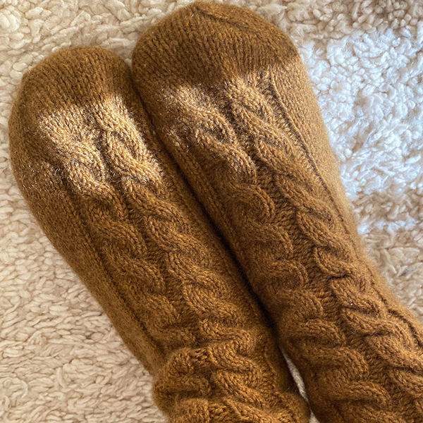 mYak_Cozy Weekend_Mo Morlan_04