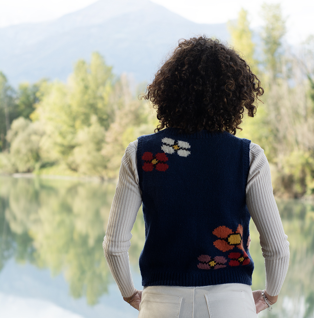 mYak_BLUE LAGOON FLOWERs_Tubiana_03_Q