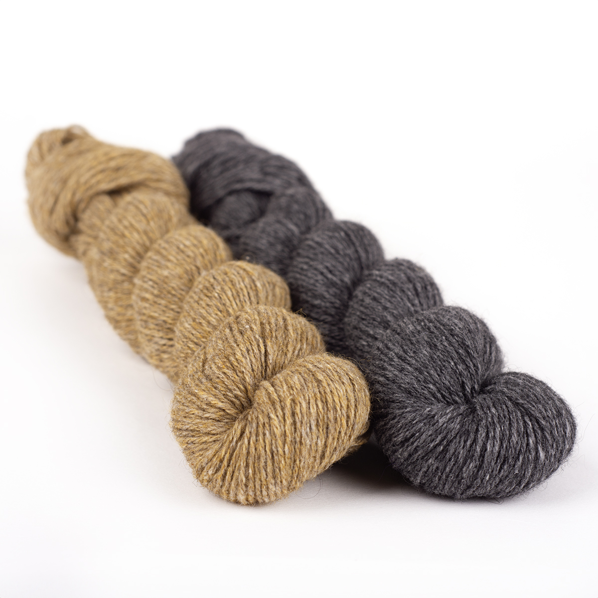 mYak_Yarn_Surya Avakolita