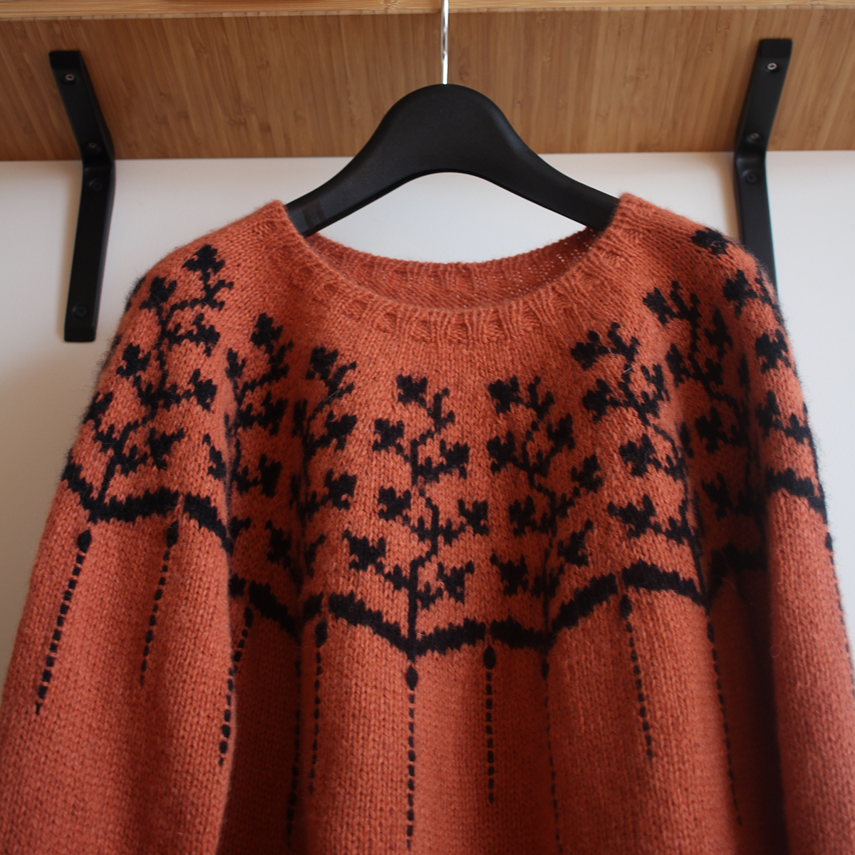 mYak Helica Pullover Teti Lutsak_03