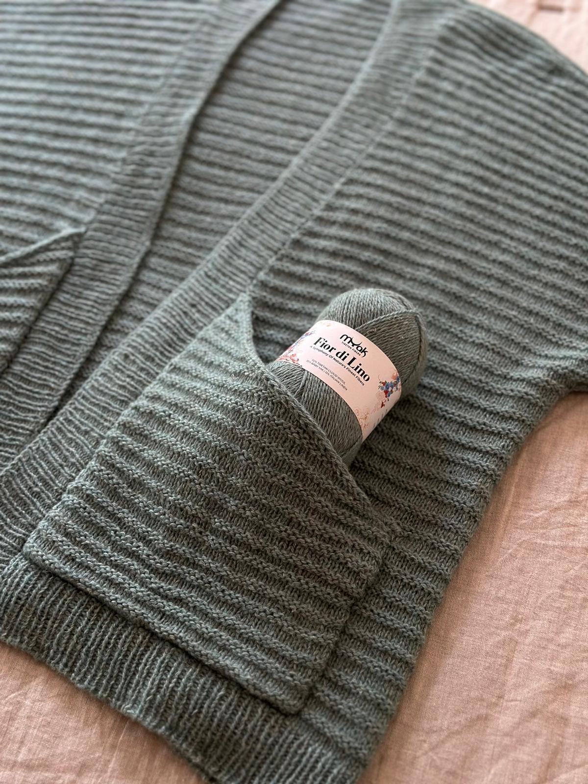 7937e73b-7011-4aed-a404-b41bd3fe05ea mYak Yarns Traveler Shell