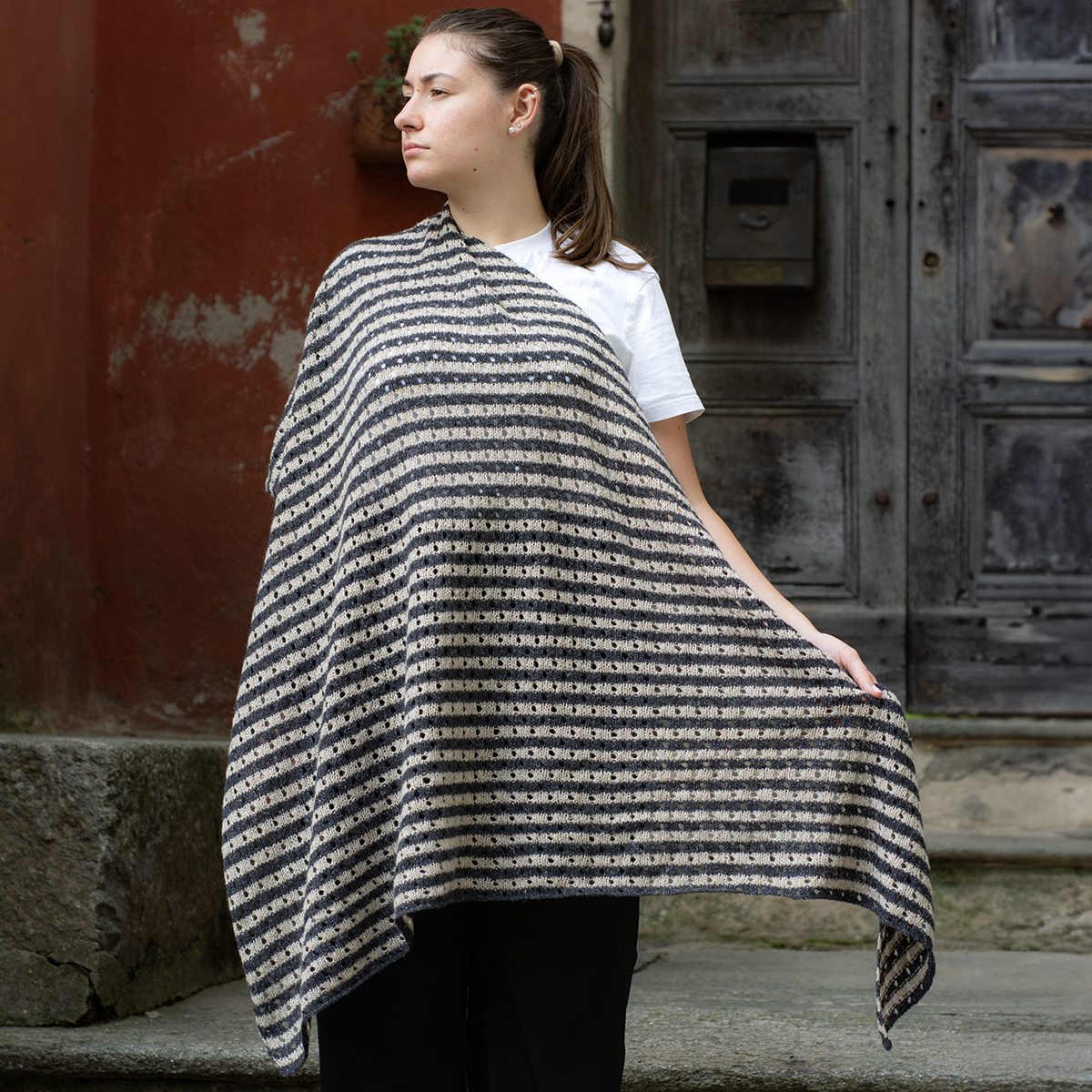 mYak_Woodland Whispers Shawl_Gabi_05