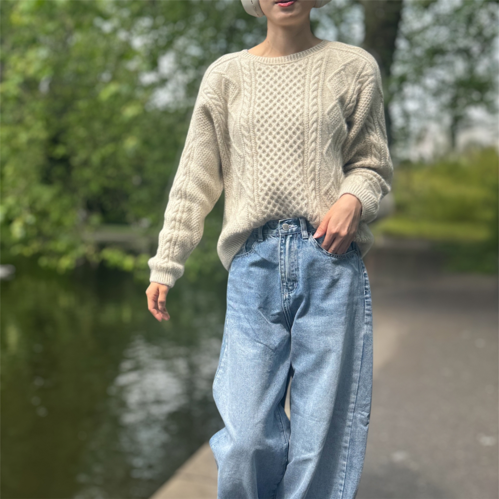 mYak_108 Sweater_Bana Kavanagh_02