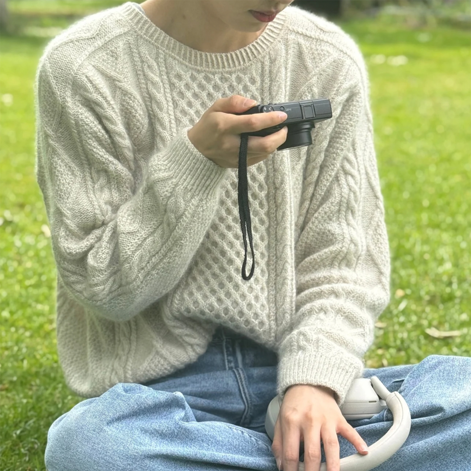 mYak_108 Sweater_Bana Kavanagh_05