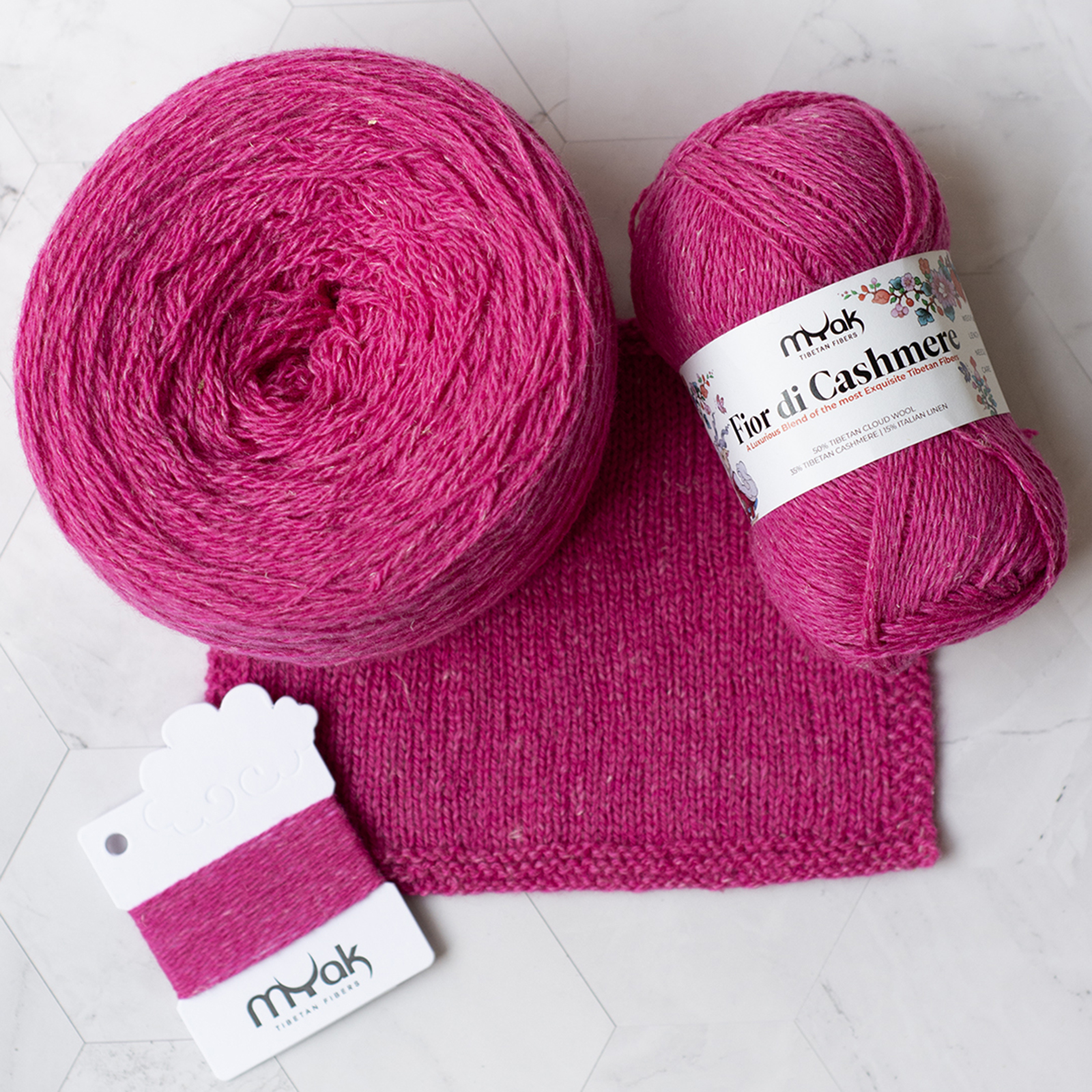 06_mYak Fior di Cashmere_Flushed Cheeks_04_Q